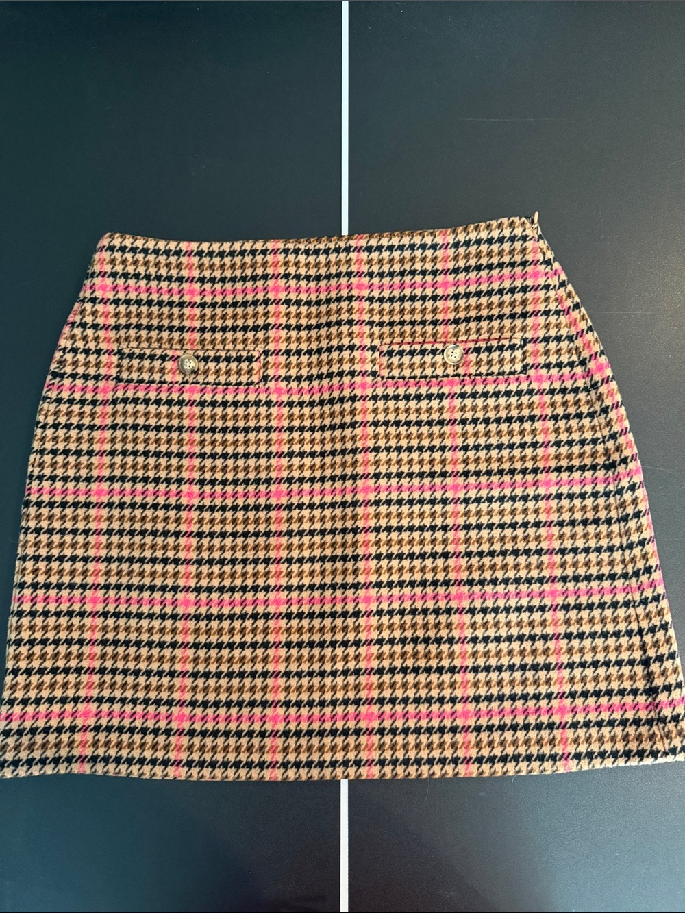 Loft Plaid Houndstooth Mini Skirt in Tan with Pink and Black Accents-6
